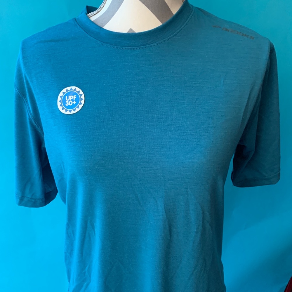 NWT Brook’s Running Shirt Size Men’s Small